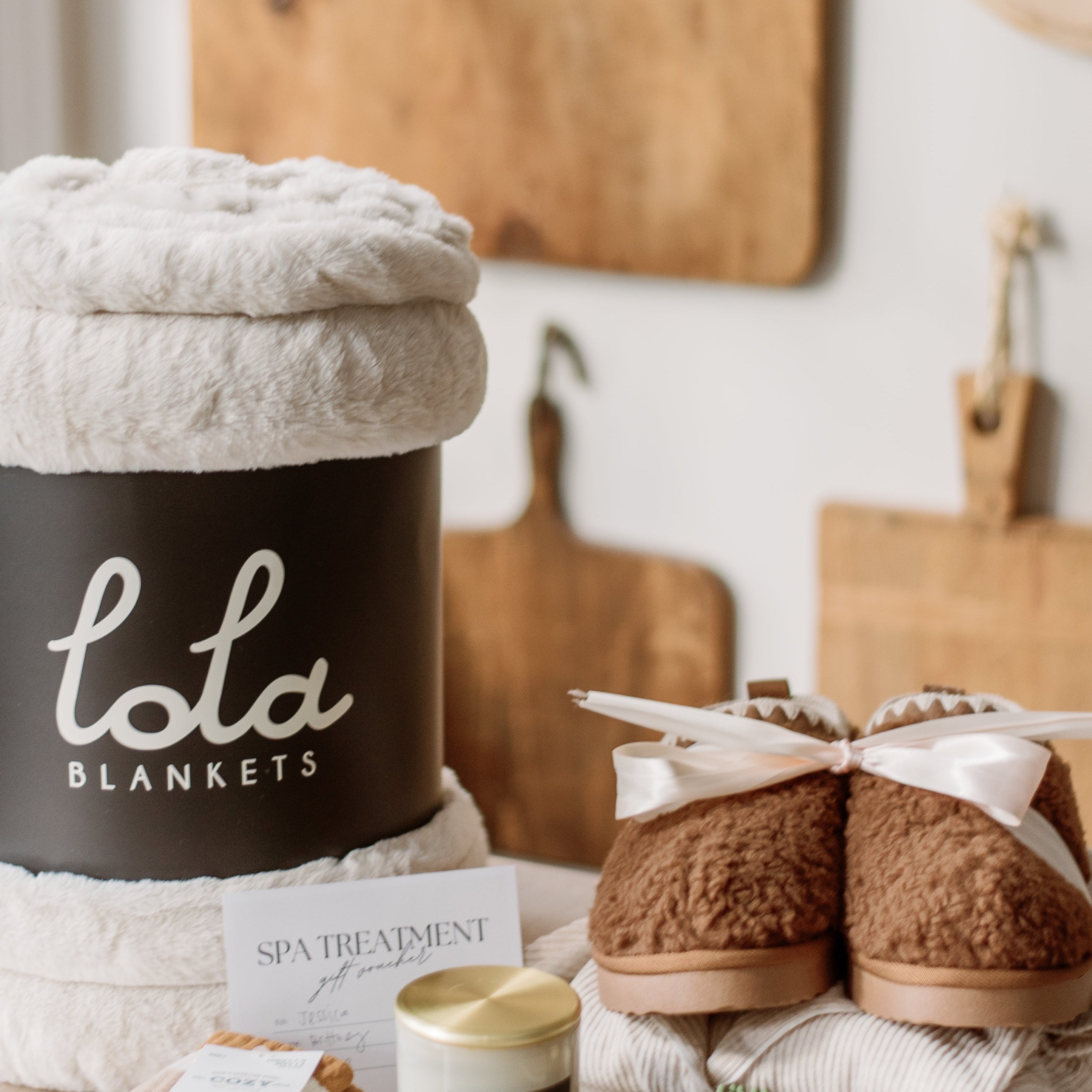 2025 Gift Guide: For the Women